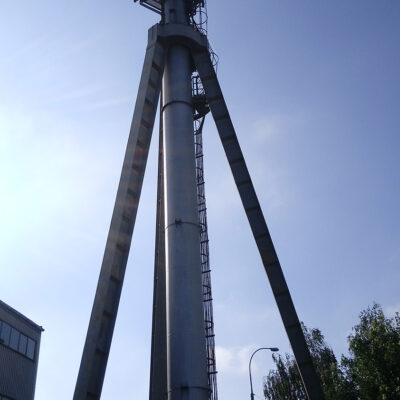 Poznań Skrócenie komina stalowego przy pomocy przecinarki plazmowej Poznań.